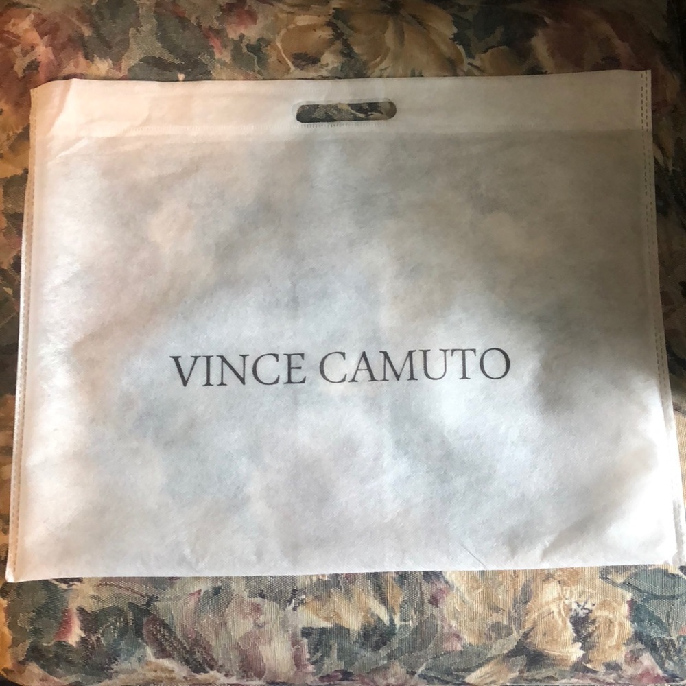 🆕 Vince Camuto “Luck Tote” Vegan Leather - Picture 6 of 7